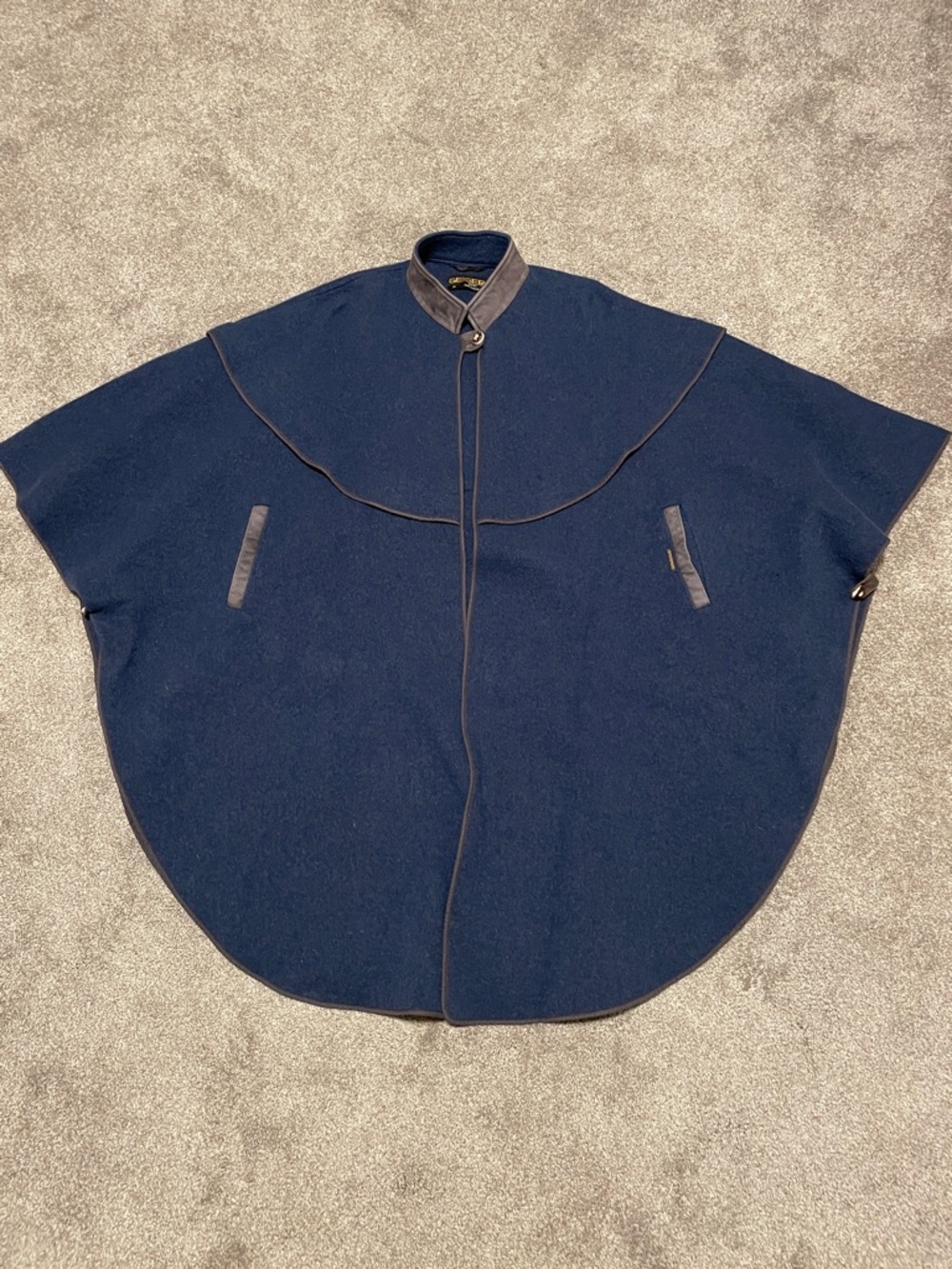 GEIGER Navy Tyrol Wool Cape Poncho 38